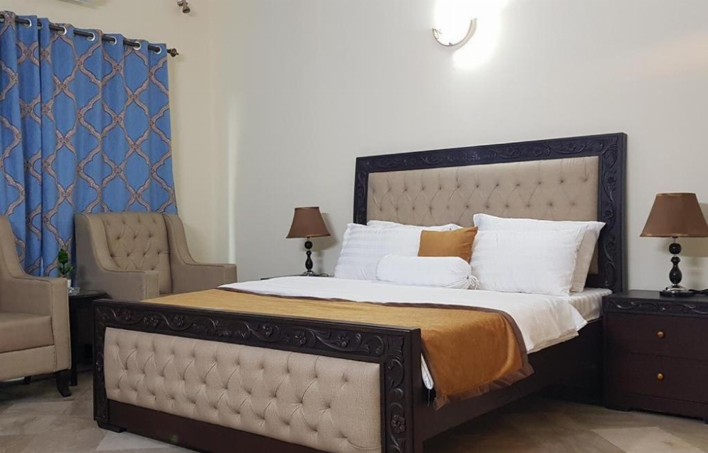 Millat Guest House karachi